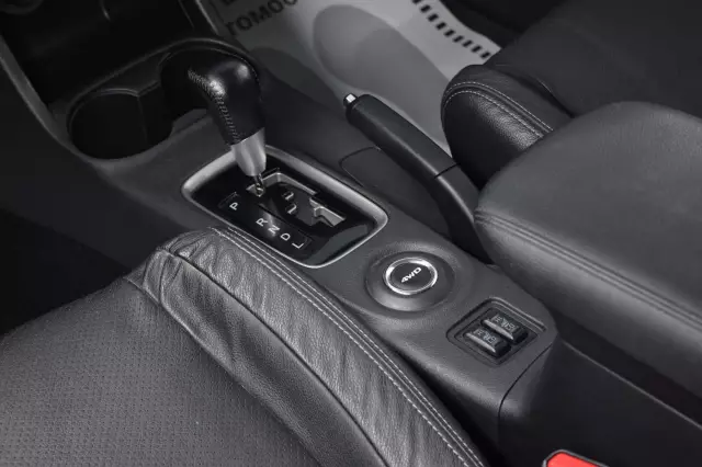 Mitsubishi Outlander 2014