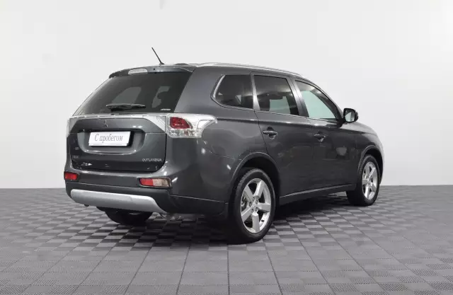 Mitsubishi Outlander 2014