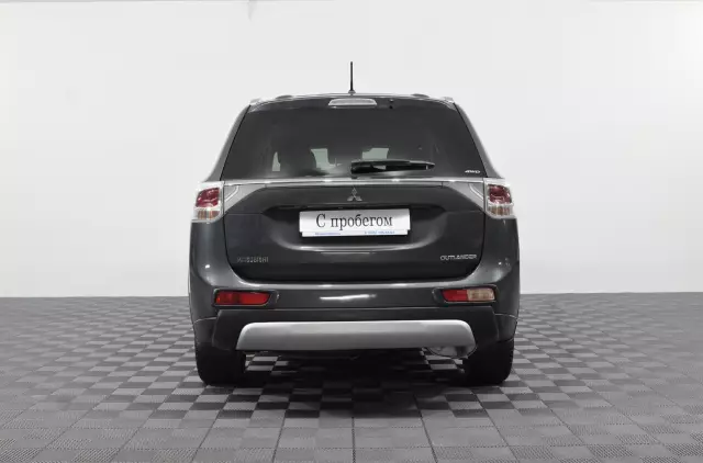 Mitsubishi Outlander 2014