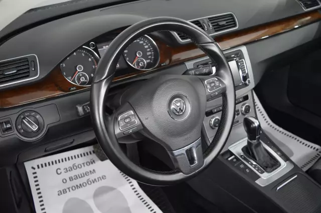 Volkswagen Passat CC 2013