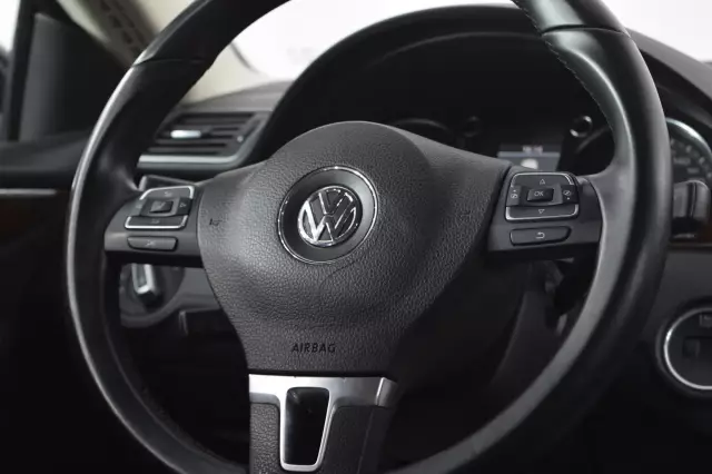 Volkswagen Passat CC 2013