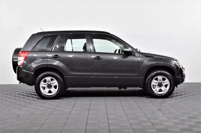 Suzuki Grand Vitara 2011