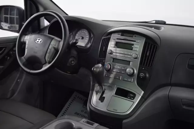 Hyundai Grand Starex 2010