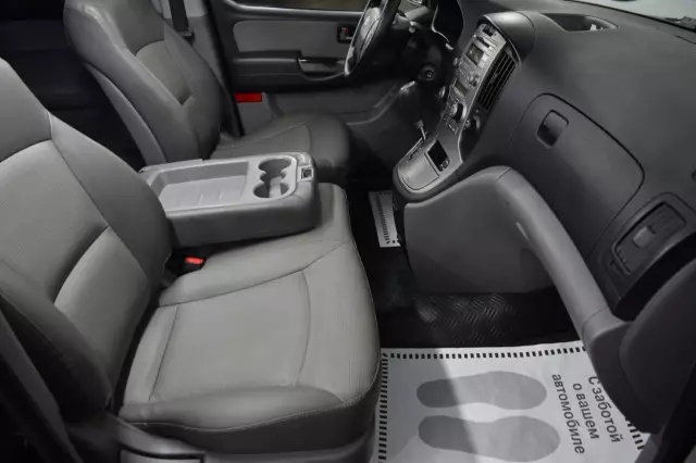 Hyundai Grand Starex 2010