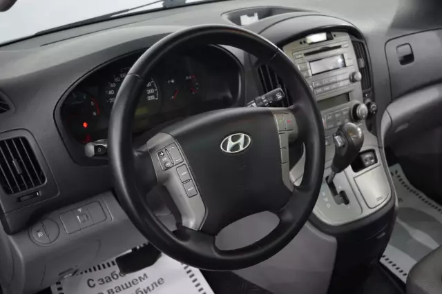 Hyundai Grand Starex 2010