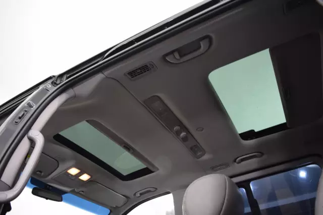 Hyundai Grand Starex 2010