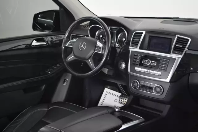 Mercedes-Benz M-Класс 2013