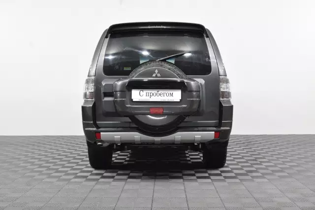 Mitsubishi Pajero 2010