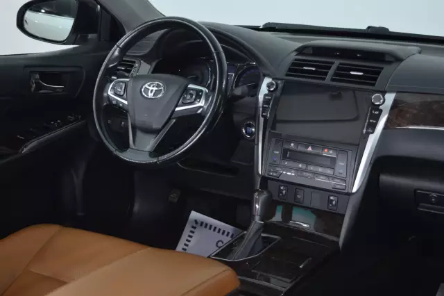 Toyota Camry 2017