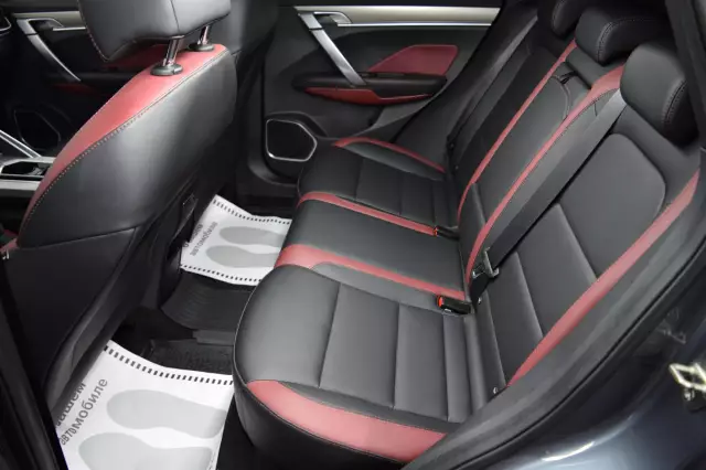 Geely Coolray 2021