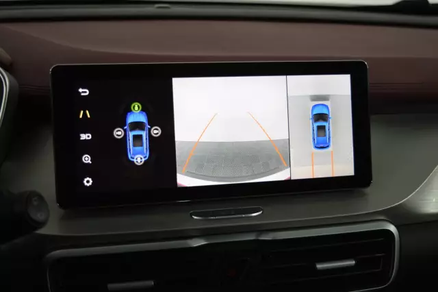 Geely Coolray 2021