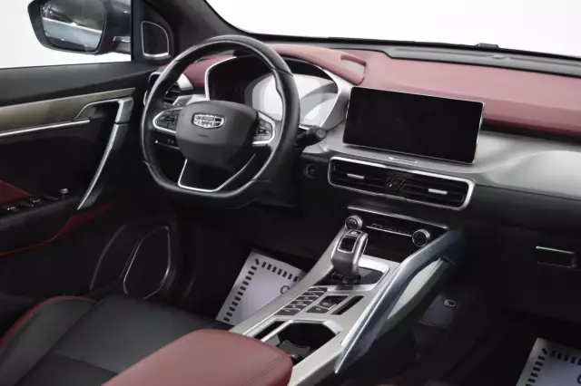Geely Coolray 2021