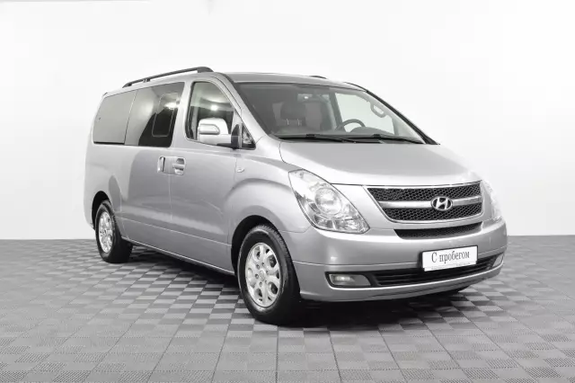 Hyundai Grand Starex 2012