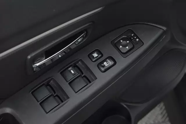 Mitsubishi ASX 2012