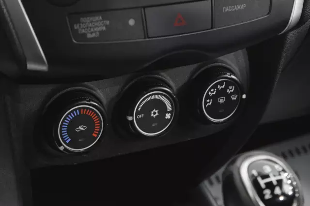 Mitsubishi ASX 2012