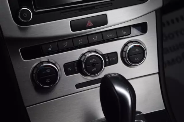 Volkswagen Passat 2013