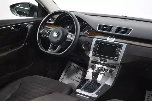 Volkswagen Passat 2013