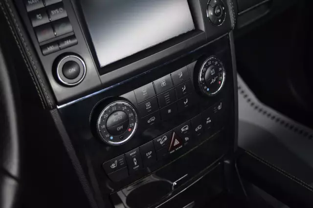 Mercedes-Benz M-Класс 2011