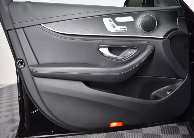 Mercedes-Benz E-Класс 2017