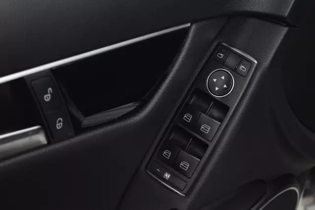 Mercedes-Benz C-Класс 2013