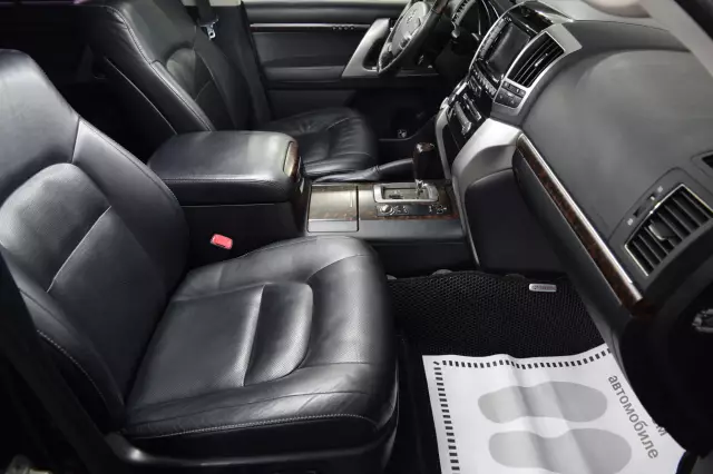 Toyota Land Cruiser 2014