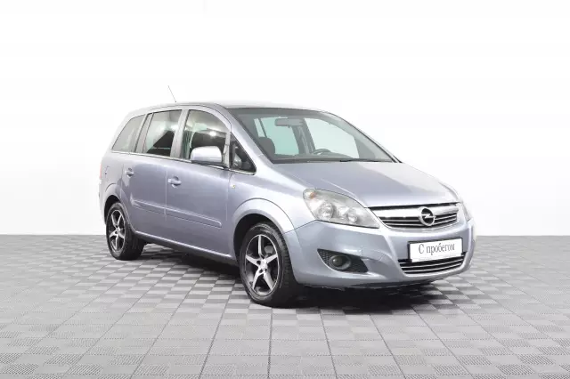 Opel Zafira 2011