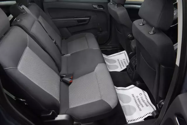 Opel Zafira 2011