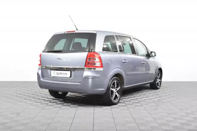 Opel Zafira 2011