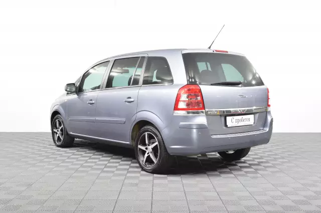Opel Zafira 2011