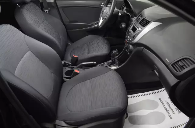 Hyundai Solaris 2015