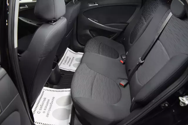 Hyundai Solaris 2015