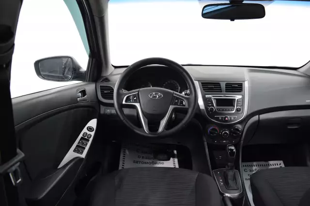 Hyundai Solaris 2015