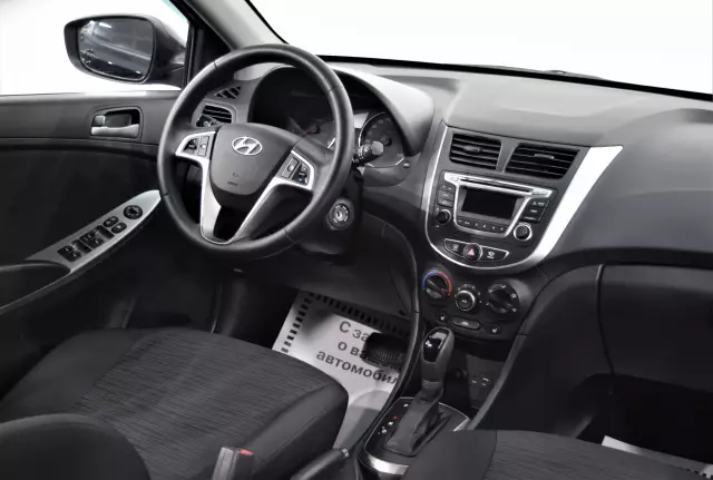 Hyundai Solaris 2015