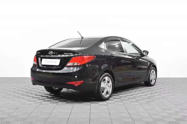 Hyundai Solaris 2015