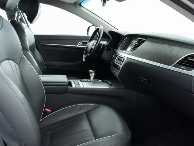 Genesis G80 2017