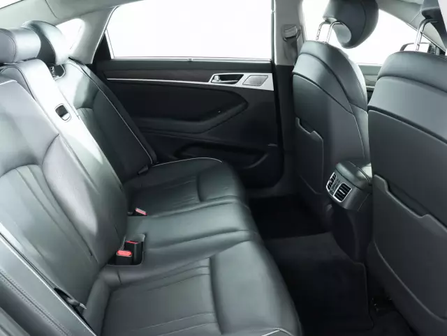 Genesis G80 2017