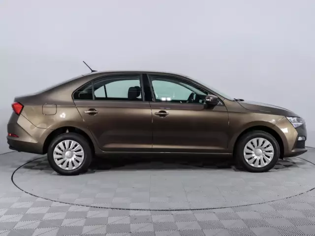 Skoda Rapid 2021