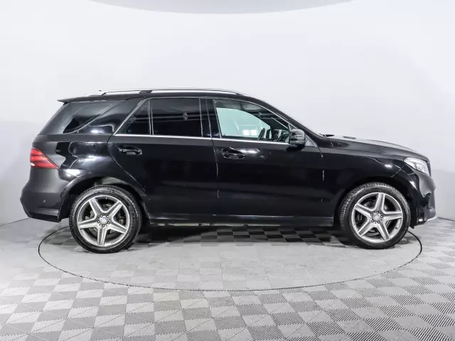 Mercedes-Benz GLE 2017
