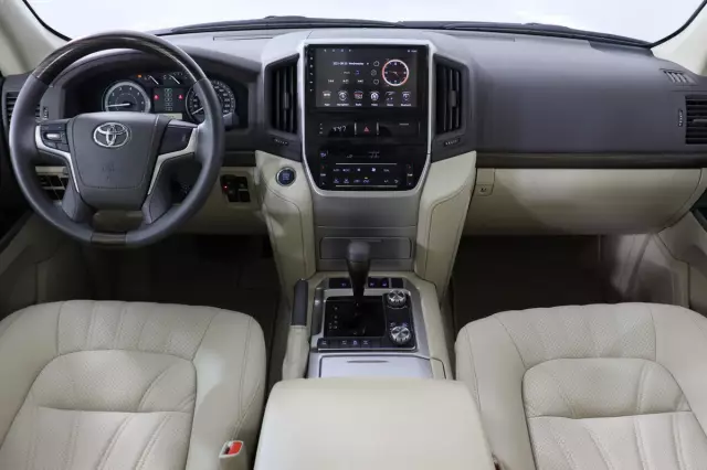 Toyota Land Cruiser 2017