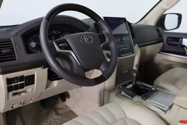 Toyota Land Cruiser 2017