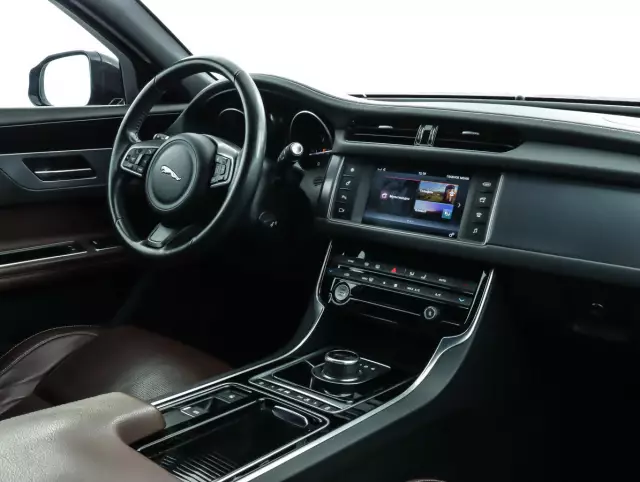 Jaguar XF 2018