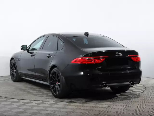 Jaguar XF 2018