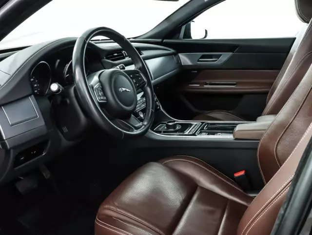 Jaguar XF 2018