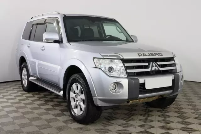 Mitsubishi Pajero 2008