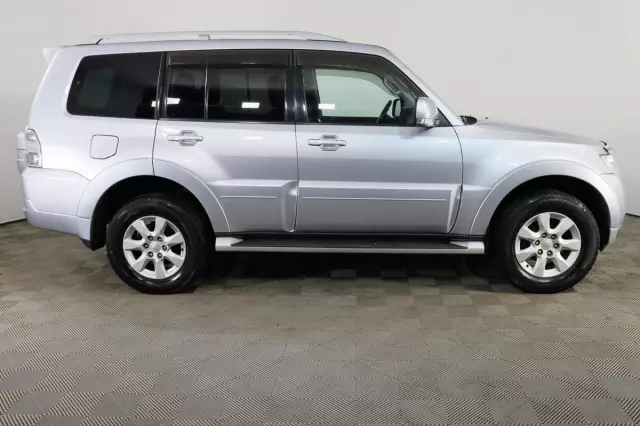 Mitsubishi Pajero 2008