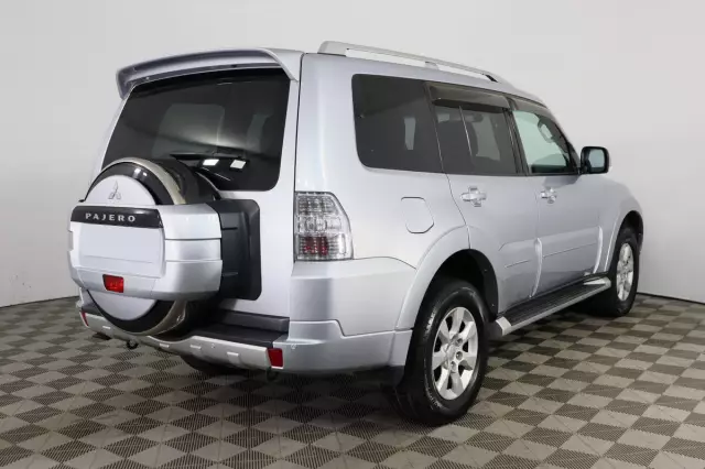 Mitsubishi Pajero 2008