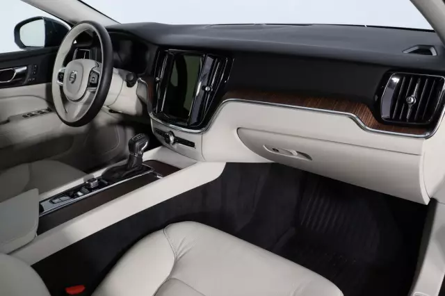 Volvo S60 2020