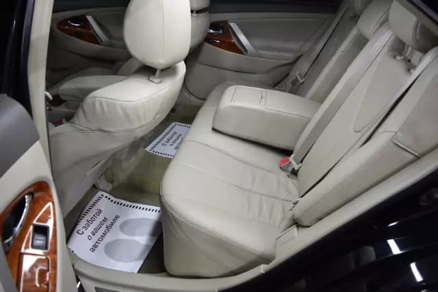 Toyota Camry 2010