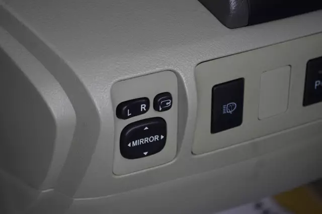 Toyota Camry 2010