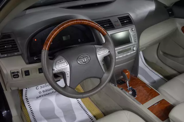 Toyota Camry 2010